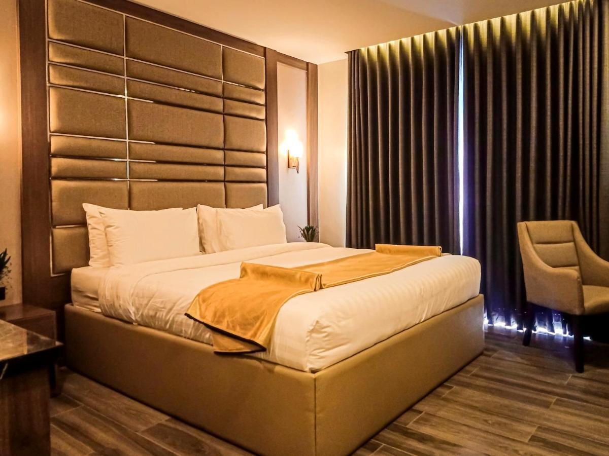El Vistra Hotel Анхелес Экстерьер фото